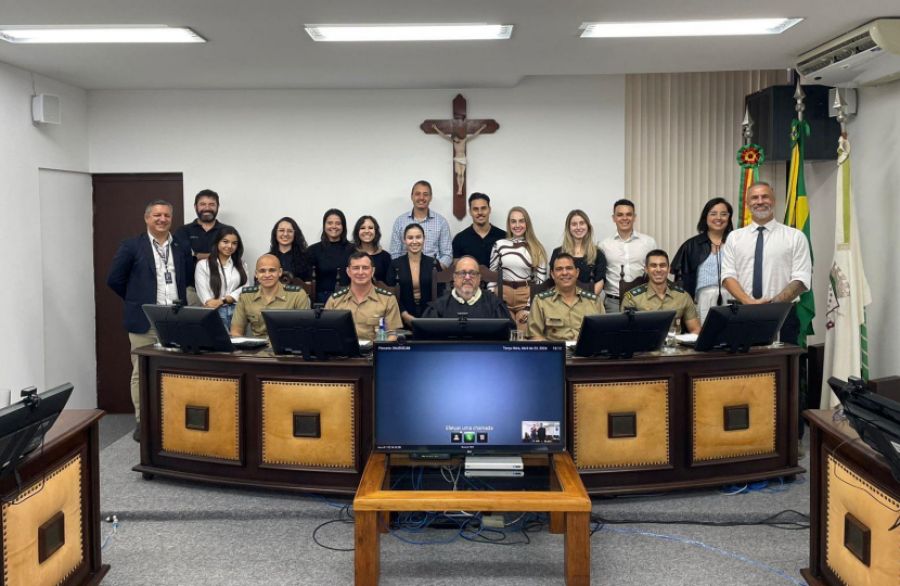 Auditoria Militar de Santa Maria (RS) recebe acadêmicos da Faculdade Antonio Meneghetti (AMF)