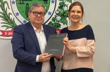 Ministra Maria Elizabeth Rocha é recebida pelo governador da Paraíba, João Azevêdo