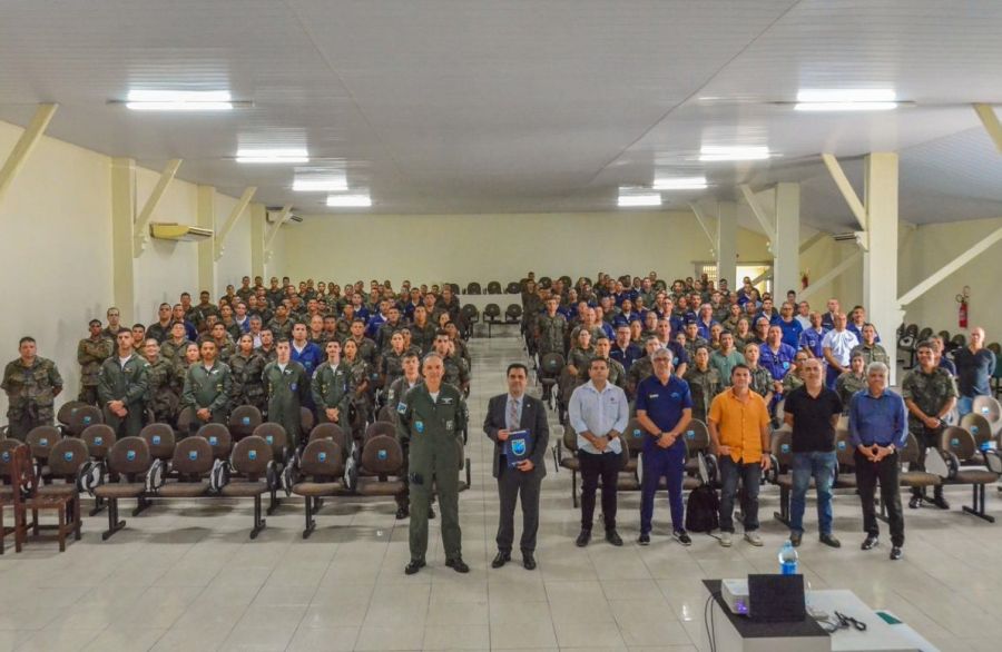 Juiz Federal de Curitiba (PR) realiza palestra na Base Aérea de Natal (RN)