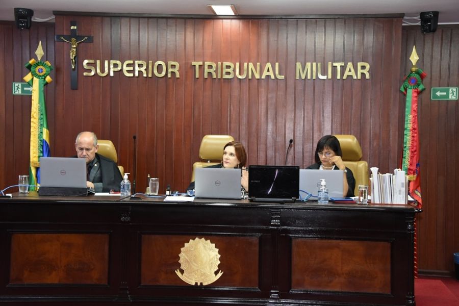STM cassa posto e patente de major do Exército condenado por falsificação de atestado médico