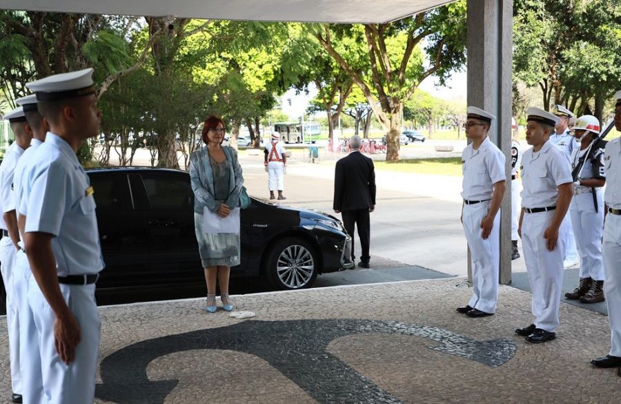 Presidente do STM realiza visita institucional ao Comando da Marinha