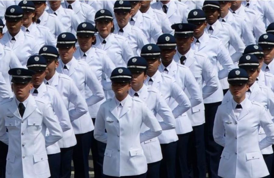 Justiça Militar aplica protocolo com perspectiva de gênero em caso de “cantada” e desrespeito a tenente da Aeronáutica