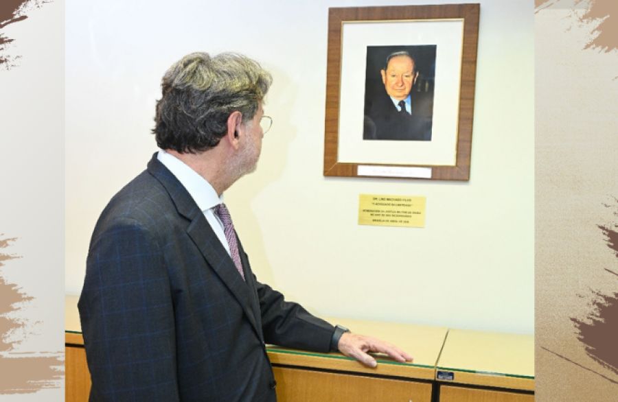 STM homenageia o advogado Lino Machado Filho com reinauguração de sala com seu nome