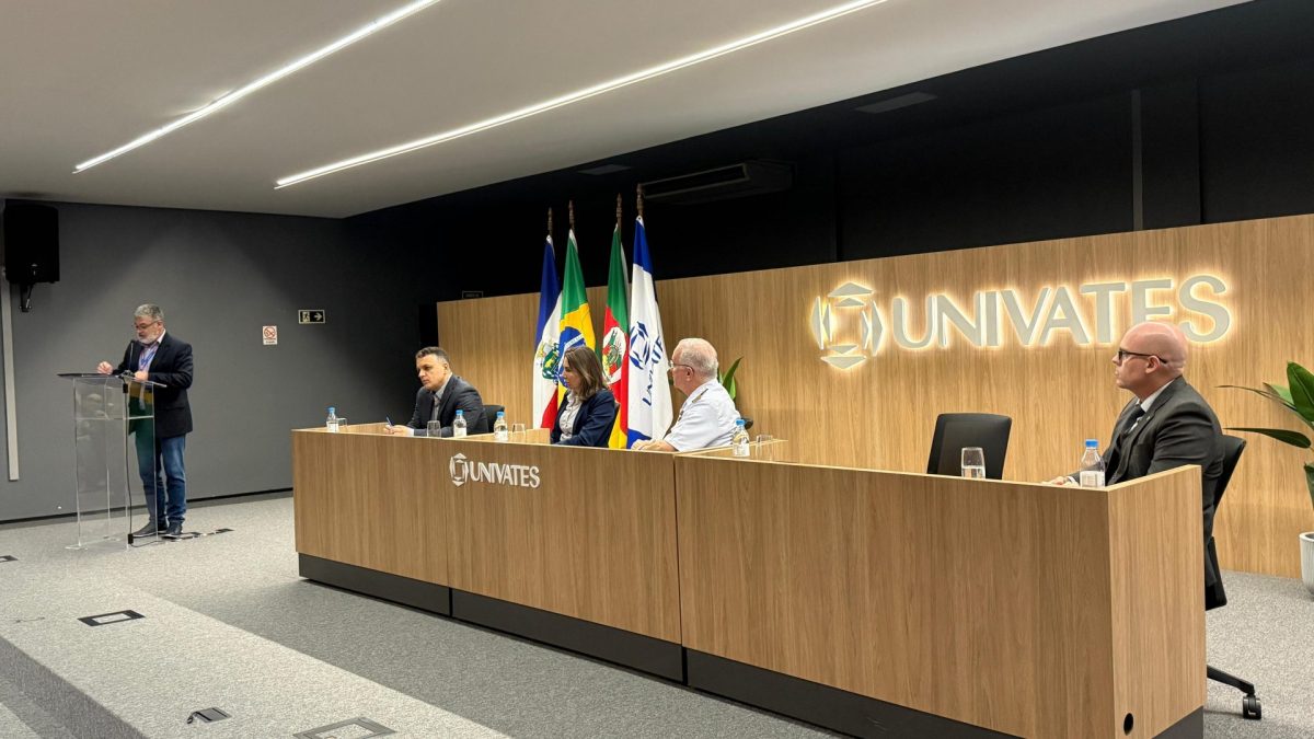 ministro destaca o papel da justica militar na democracia 03