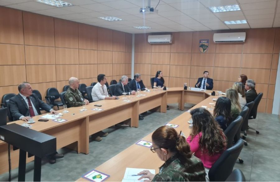 STM fortalece diálogo com o Exército em visita do Comitê de Governança e Relações Internacionais ao EME