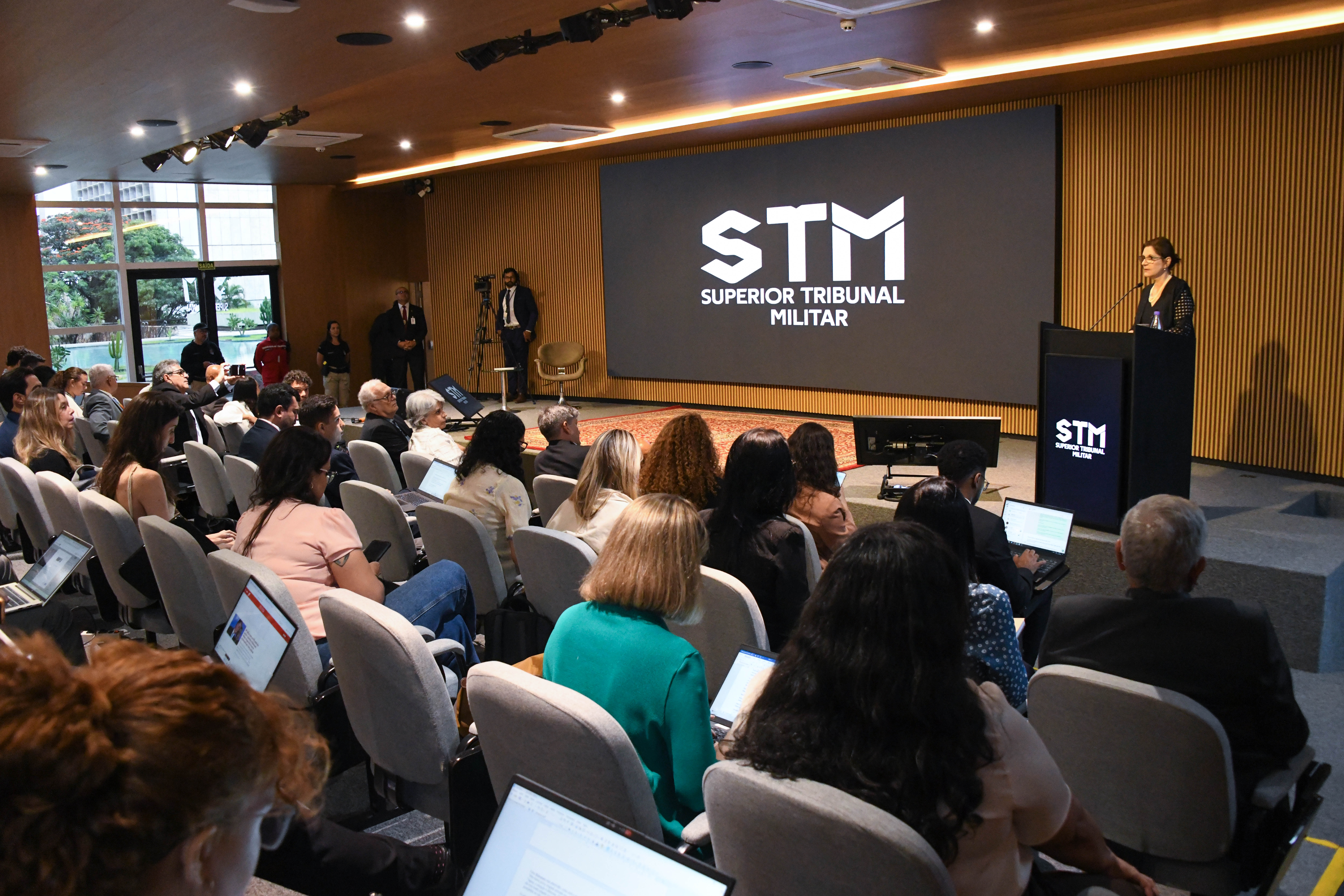 stm recebe representacoes 2