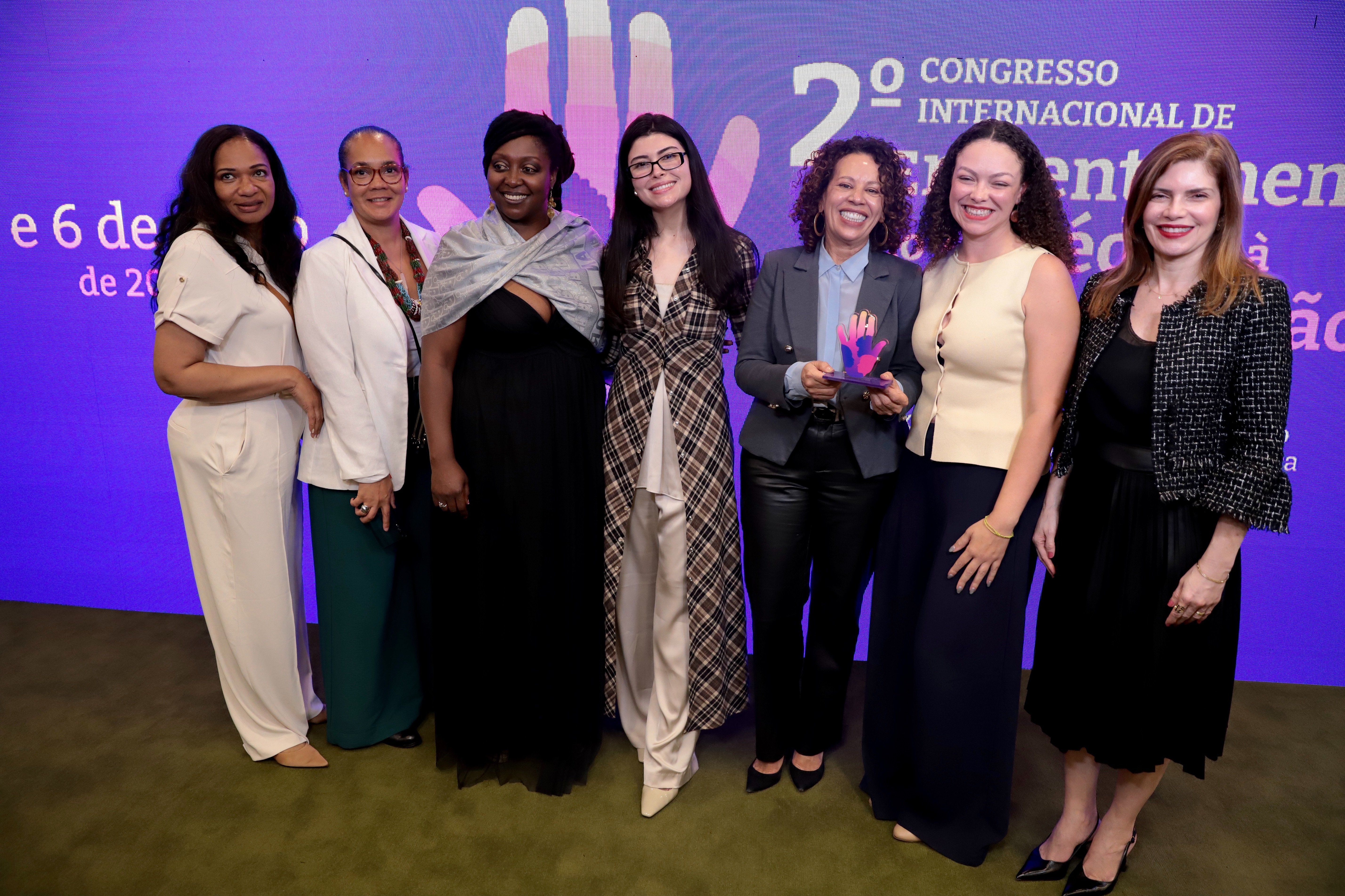 STM participa de congresso internacional sobre enfrentamento ao assédio no serviço público
